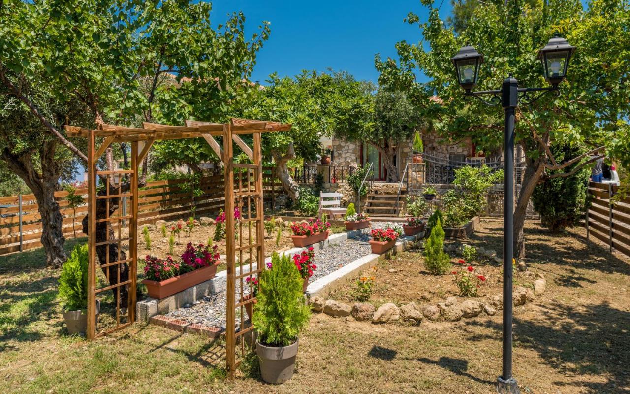 Casa Petra - Stone Cottage Farmhouses Argassi Exterior photo