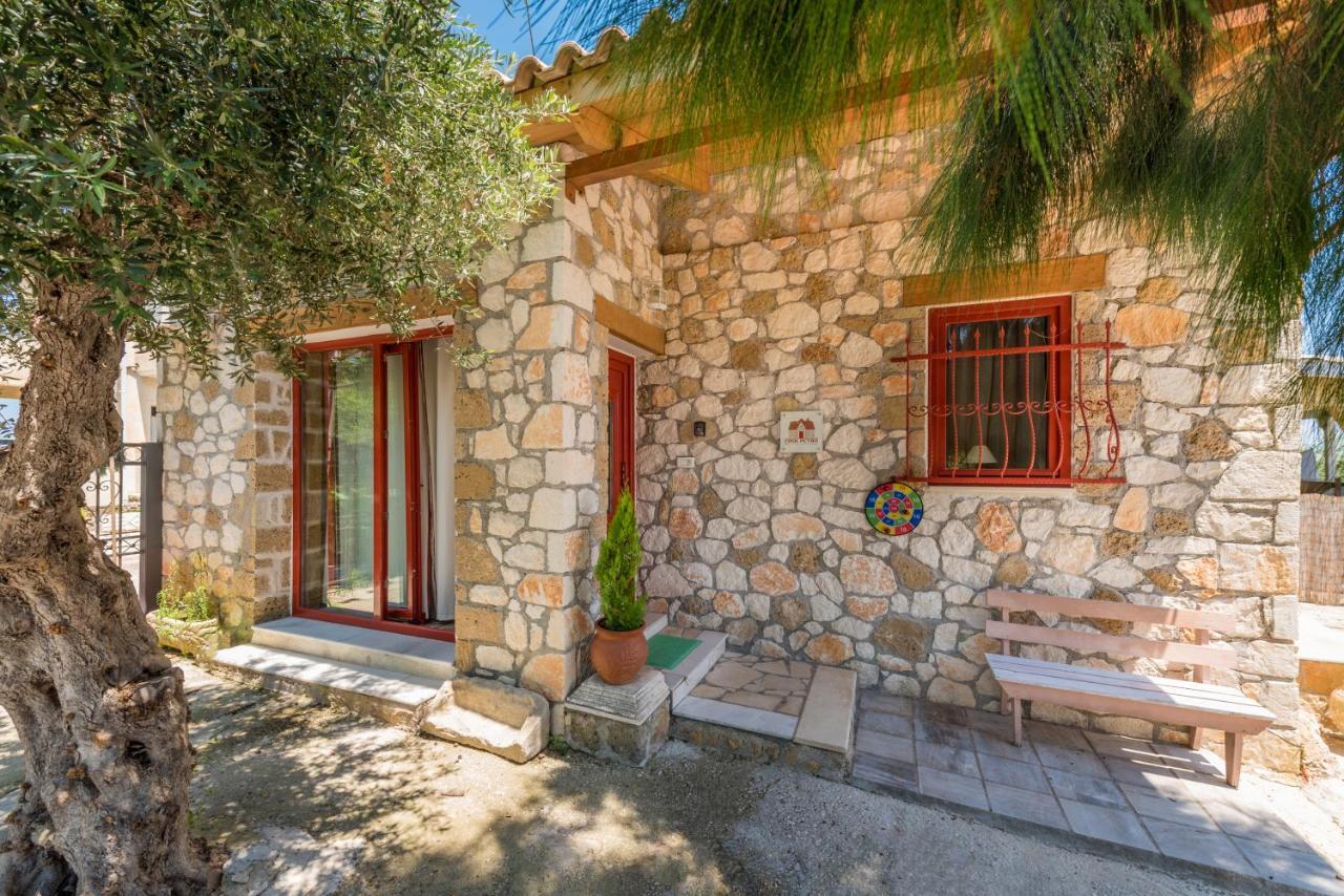 Casa Petra - Stone Cottage Farmhouses Argassi Exterior photo