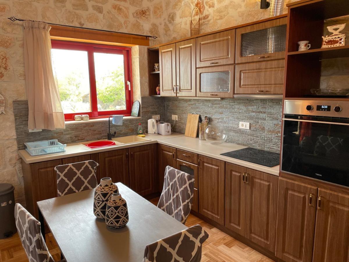 Casa Petra - Stone Cottage Farmhouses Argassi Exterior photo
