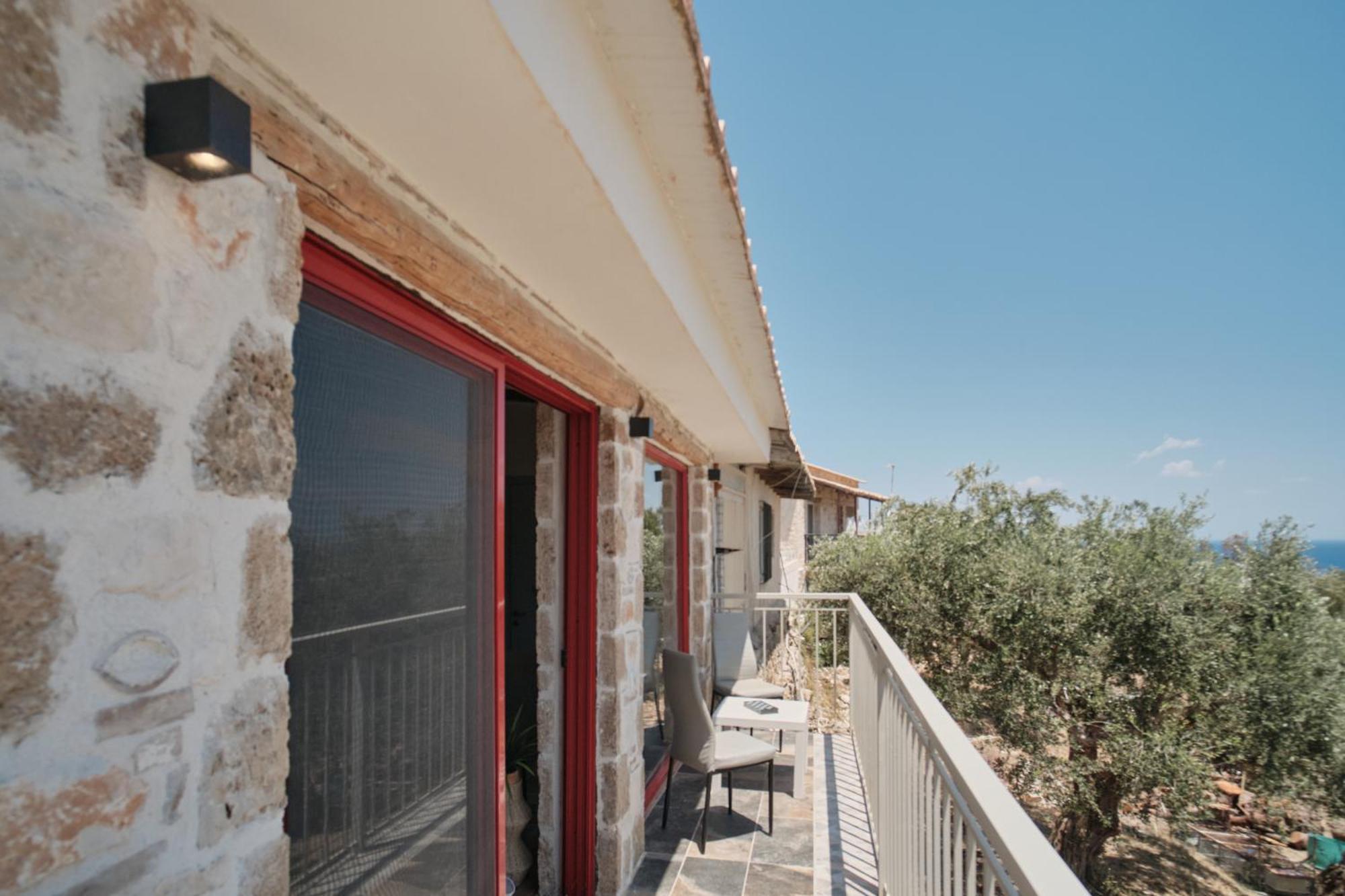 Casa Petra - Stone Cottage Farmhouses Argassi Exterior photo