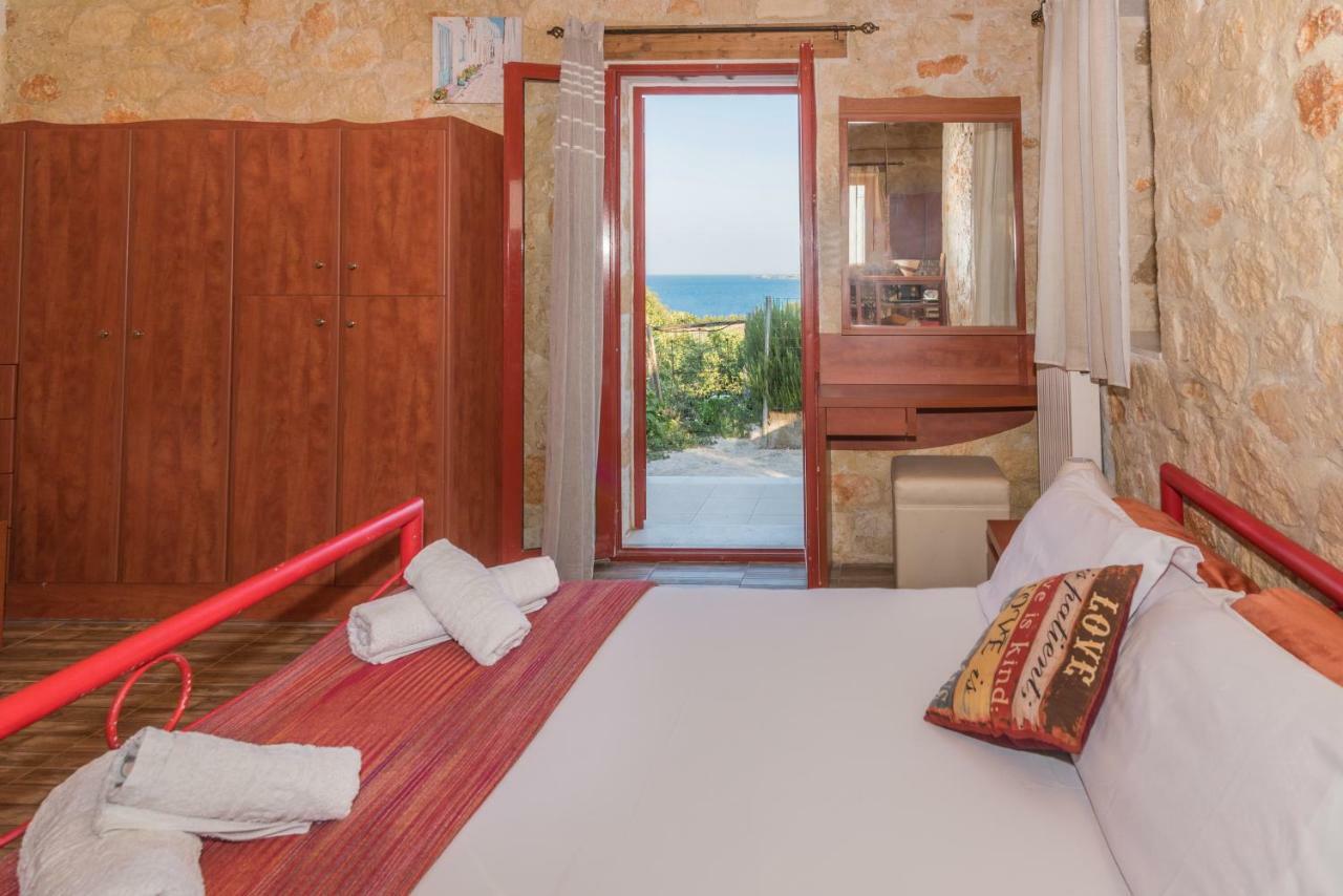 Casa Petra - Stone Cottage Farmhouses Argassi Exterior photo